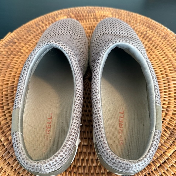 Merrell Mesh Slip-On Shoes - Picture 7 of 8